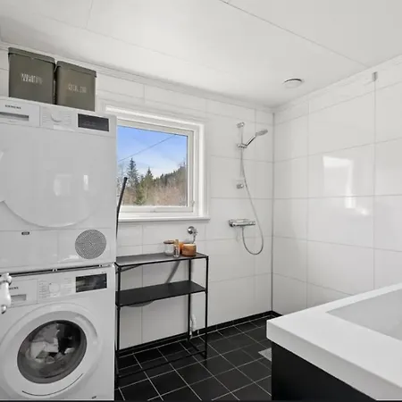 Idyllic House In 2 Bedroom Сasa de vacaciones Hurdal