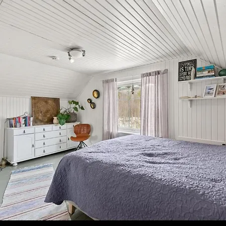 Idyllic House In 2 Bedroom *