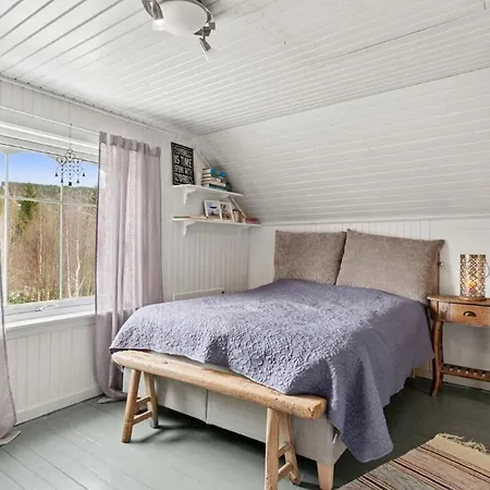 Сasa de vacaciones Idyllic House In 2 Bedroom Hurdal